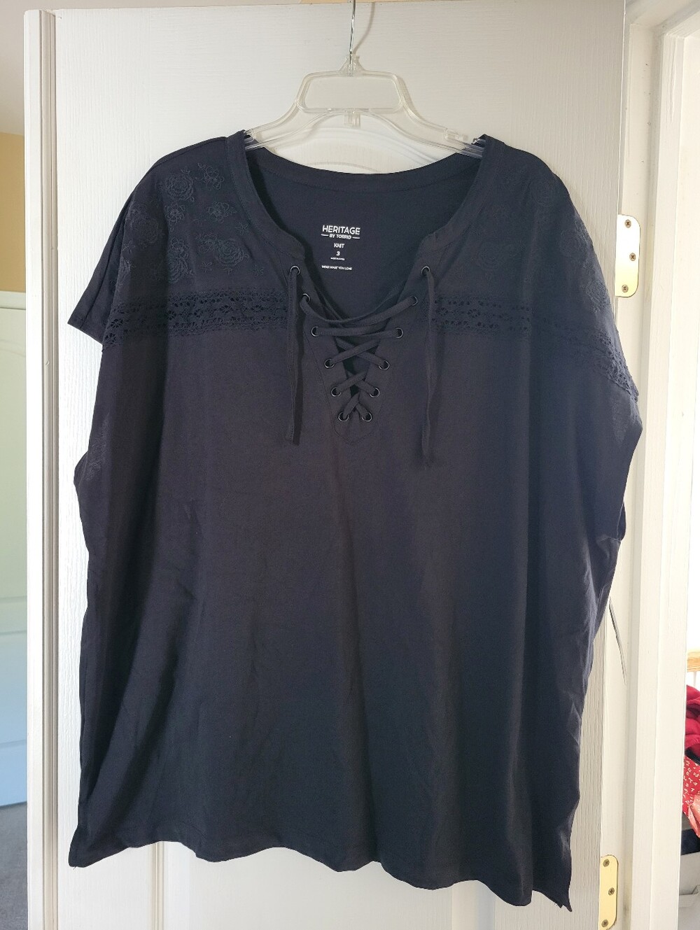 Torrid Heritage Knit Top 3X Black Lace Up Crochet Floral Embroidered Boho NWT
